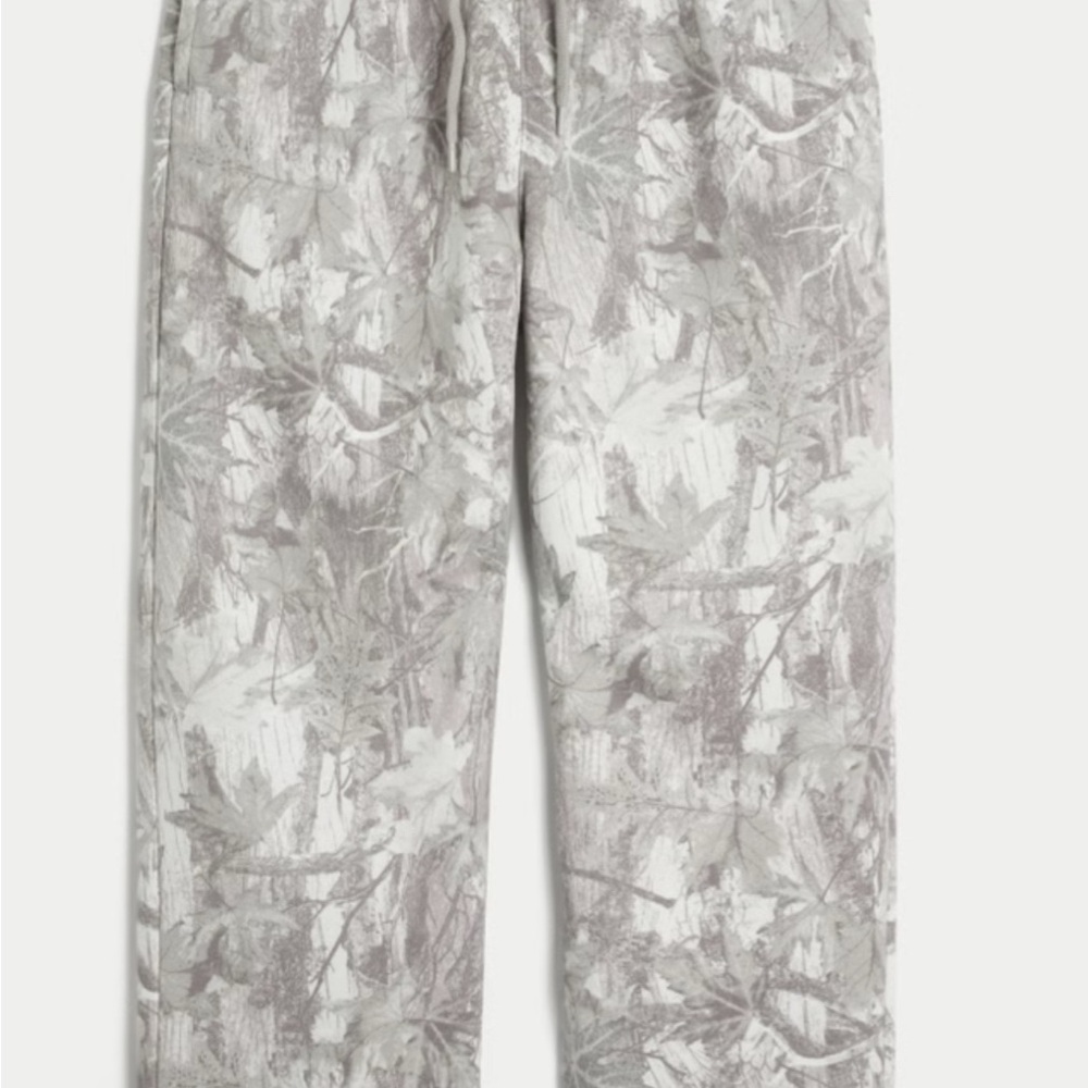 Hollister Camouflage SweatPants Medium